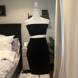 Express- black mini skirt